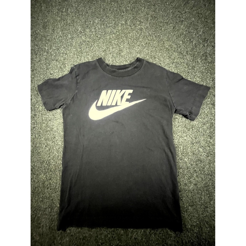 Nike T-Shirt Kids Small Black White Swoosh Logo Short Sleeve Crew Neck Everyday